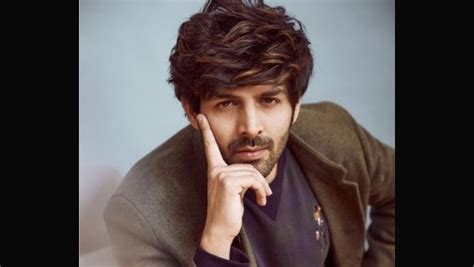 Kartik Aaryan Shares His Thoughts On Dhamaka Getting Ott Release Says It Is Quite Cool