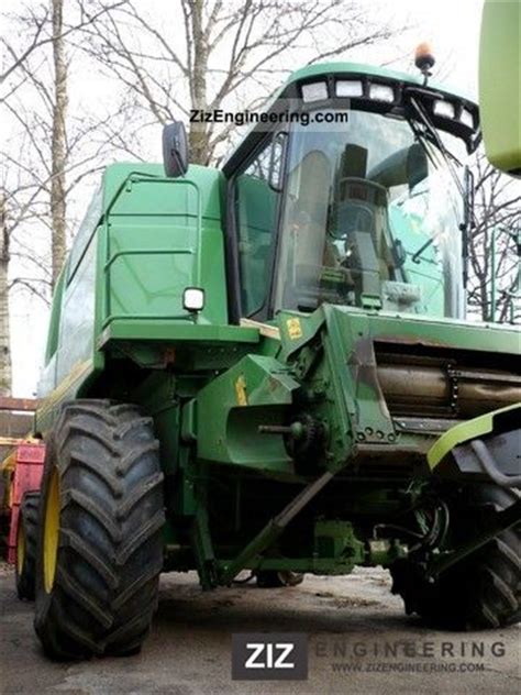 John Deere Wts Agricultural Combine Harvester Photo And Specs