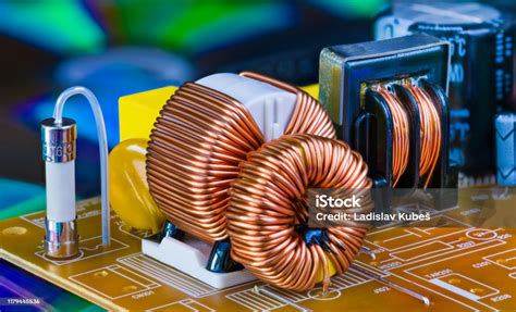 Toroidal Inductor With Copper Wire Winding Transformer And Electric Fuse Detail Of Induction