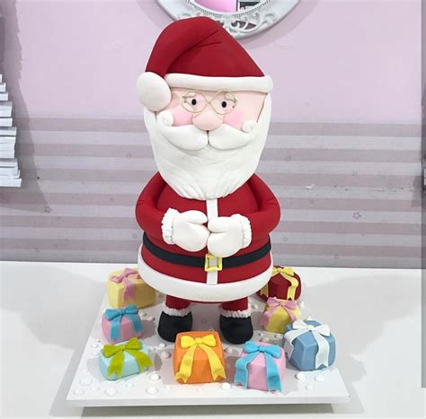 Awesome Christmas Santa Claus Cake Fondant Decoration By Ig Andrezzaacioli Christmas Cake