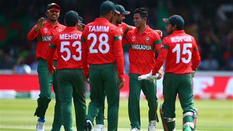 Bangladesh Don Red Away Jersey During PAK vs BAN ICC Cricket World Cup ...