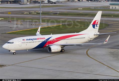 9M MLJ Boeing 737 8FZ Malaysia Airlines Lachlan Gatland JetPhotos