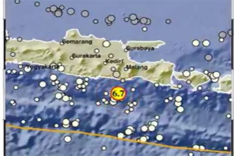 GEMPA BUMI DI MALANG TERASA HINGGA BLORA BLORANEWS