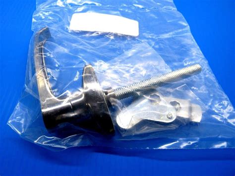 New Lot Of 2 Mcmaster Carr 1226a72 Counter Handle Sb Industrial