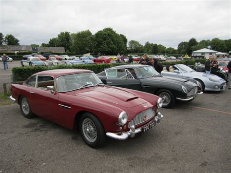 Triumph TR6 PI Driven ClassicCarsDriven