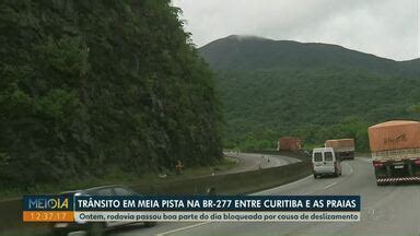 Meio Dia Paran Foz Do Igua U Tr Nsito Est Em Meia Pista Na Br