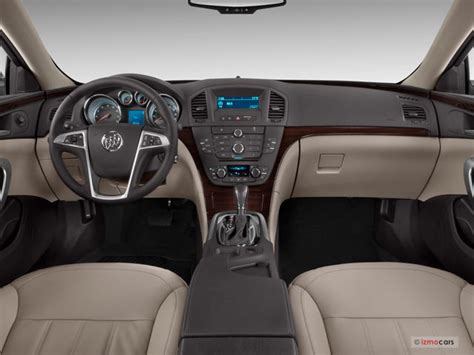 2011 Buick Regal: 17 Interior Photos | U.S. News