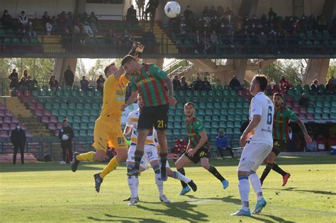 Fc Boto Ani Transfer Un Portar Spectaculos Cu Aproape De Meciuri