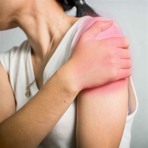 Understanding Frozen Shoulder Causes Symptoms And Treatment — The Sunshine Valley Gazette