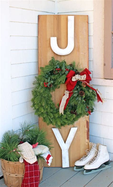 15 Easy Diy Christmas Signs For A Festive Front Porch • The Garden Glove