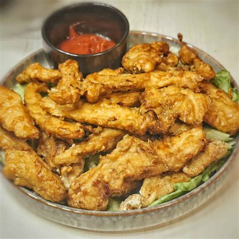 The Best Air Fryer Chicken Wings Recipe So Crunchy And Juicy Also The Crumbs Please