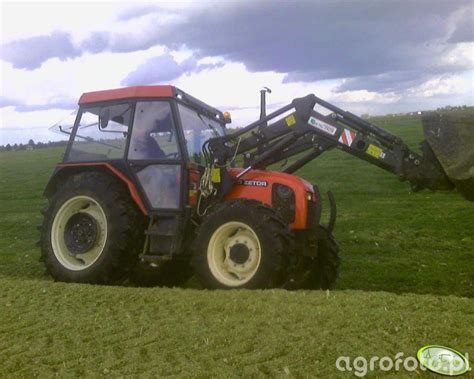 Zdj Cie Traktor Zetor Id Galeria Rolnicza Agrofoto