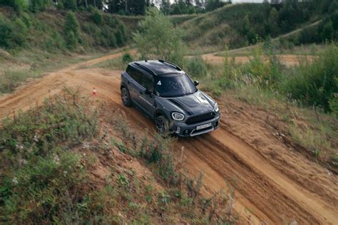 Программы курсов вождения в школе BMW M Driving Experience на ...