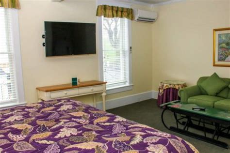 Our Rooms & Rates | Chippewa Hotel Waterfront on Mackinac Island