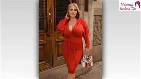 Fashionable Curvy Plus Size Model Olyria Roy Bio Curvy Outfit Height Measurements Body Youtube