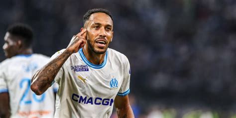 SPORT AUBAMEYANG élu meilleur joueur du mois de décembre en ligue 1