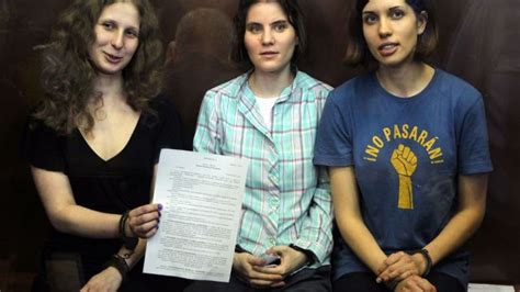 Podría amnistía liberar a integrantes de Pussy Riot ABC Noticias