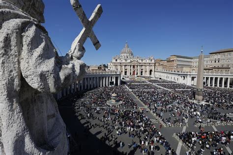 Vaticano Papa Francesco Prega Ancora Per La Pace In Ucraina Video