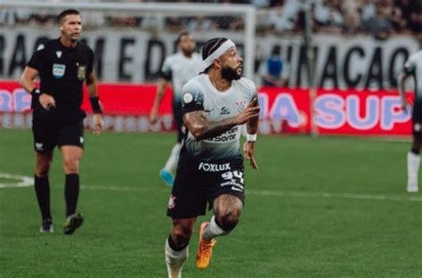 Memphis Depay no Corinthians detalhes do contrato salário milionário