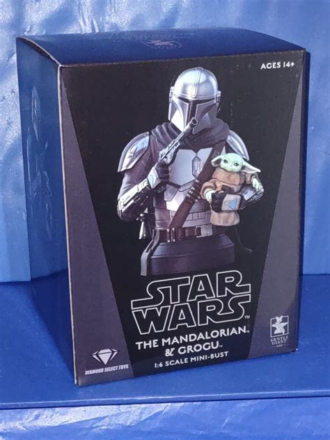 Star Wars The Mandalorian With Grogu 16 Scale Mini Bust Gentle Giant