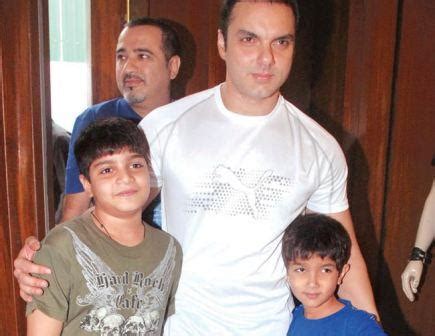 Sohail Khan Family Photo, Wife, Son, Father And Mother, Age, Biography