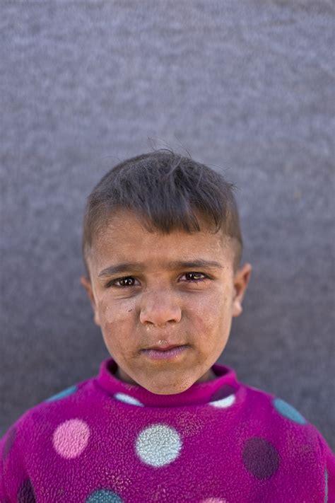 17 Portraits of Syrian Refugees Child By Israeli Photographer Muhammed ...