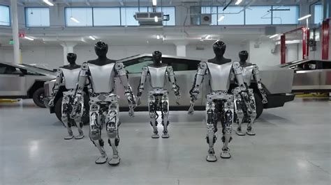 En Video Dos Robots Humanoides Ya Trabajan En Las Fábricas De Una Empresa De Musk