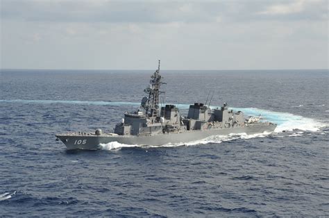 護衛艦「かが」西へ。 インド洋と空母「加賀」の因縁 果てしなき業務日記