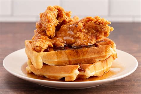 Kentucky Food Guide - Get Excited for Chicken and Waffles, Derby Pie ...