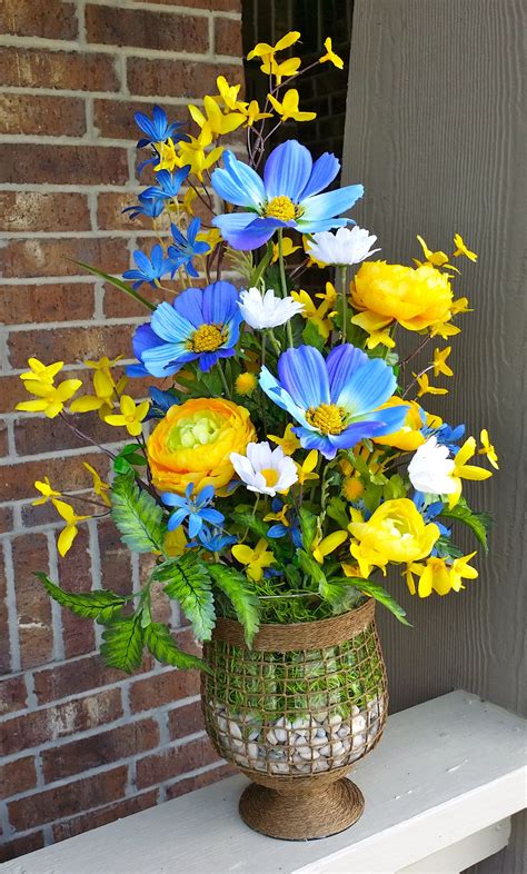 Blue And Yellow Floral Arrangement Summer Blue And Yellow Floral Cardinal