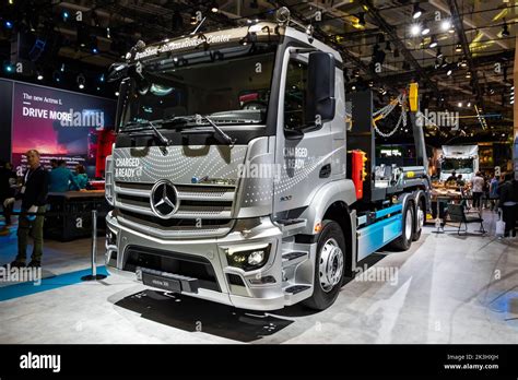 Mercedes Benz Eactros Electric Truck Presented At The Hannover Iaa