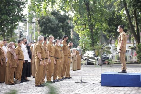 Pimpin Apel Pagi Plt Kadiskominfotik Riau Ingatkan Pegawai Tingkatkan