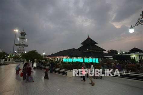 Demak Siapkan Destinasi Wisata Sambut Pemudik Lebaran Republika