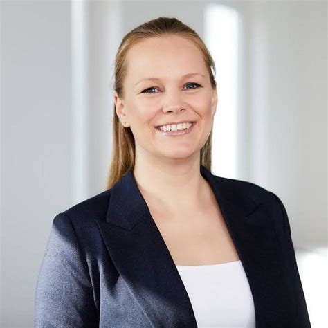 Melanie Stahl Prokuristin Leiterin Immobilienverwaltung Avw Immobilien Ag Xing