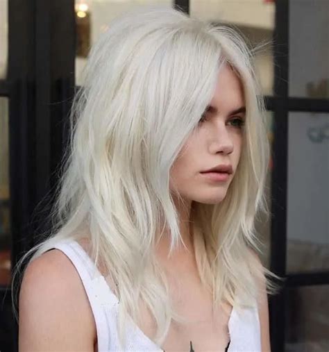 33 Straight Blonde Hairstyles For A Stellar Look 2024 Trends