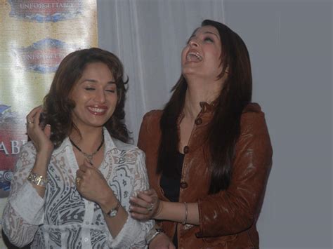 Madhuri Dixit Aishwarya Rai Making Fun