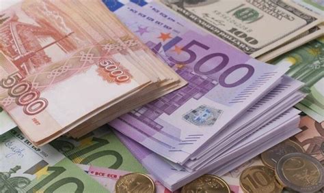 Какую валюту брать в ОАЭ в 2025 году: Дубай, Абу-Даби, Шарджа, доллары ...