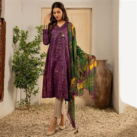 Limelight Azadi Sale Flat Off On All Items Shop Online