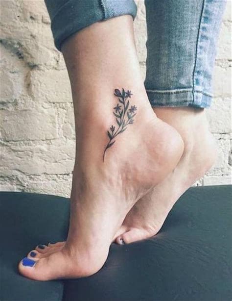 40 Gorgeous And Stunning Ankle Floral Tattoo Ideas For Your Inspiration