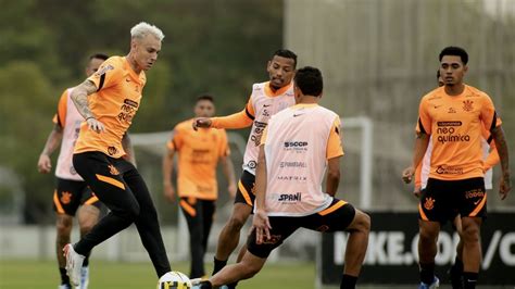 Corinthians Segue Prepara O De Treinos Para Encarar O Atl Tico Go