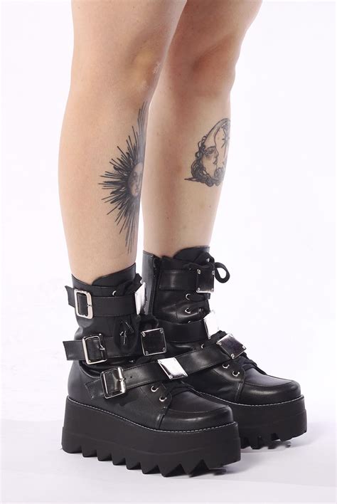 Bota Vegana Plataforma Neuro Nyx 37 Bazar Loja Reversa