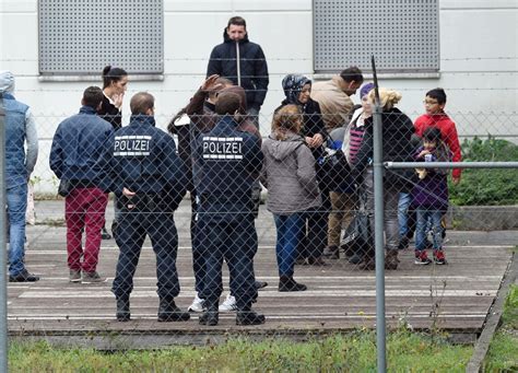 Landesverweis Ausweisung Abschiebung Politik für Kinder einfach