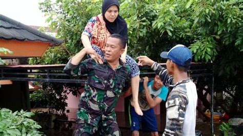 Longsor Dan Banjir Setinggi 5 Meter Terjang Bengkulu 10 Orang Tewas