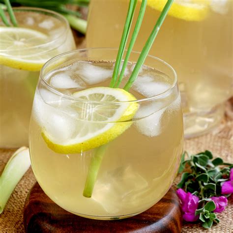 Lemongrass and Ginger Juice - Foxy Folksy