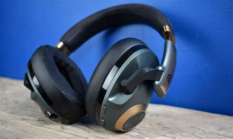 EPOS H3PRO Hybrid Review: Premium Gaming Headset Ticks EVERY Box