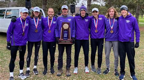 Ncaa Division Iii Cross Country Warhawk Men Punch Ticket To National