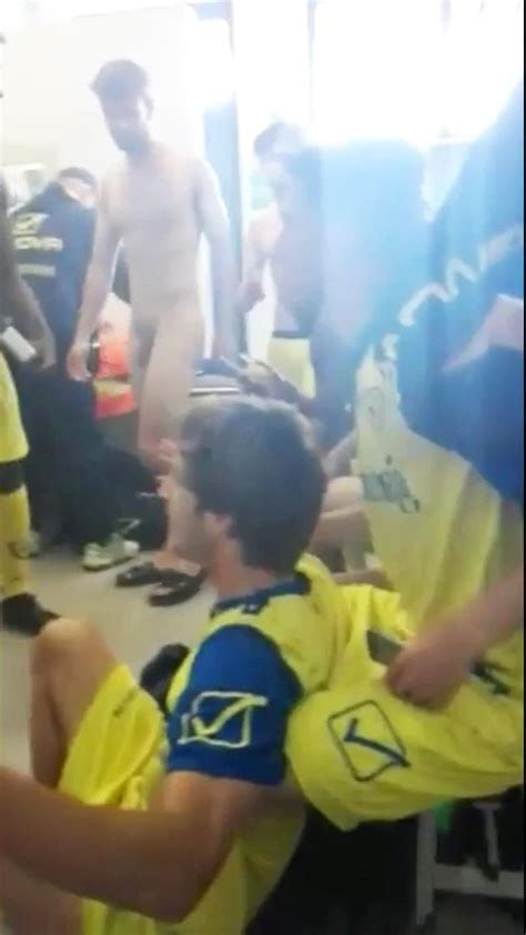 Footballer Accidentally Exposed Naked By Teammates In The Locker Room