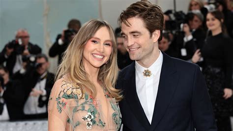 Suki Waterhouse and Robert Pattinson Are Reportedly Engaged