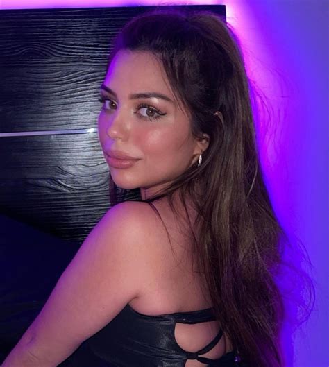 Katiana Kays' Unexpected Self-Discovery on OnlyFans - hd0kbxq