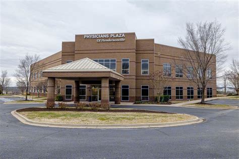 Medical Building - Physicians Plaza of Hendersonville - 100 Springhouse ...